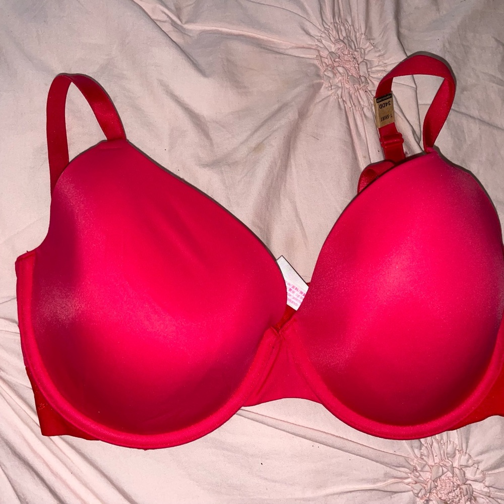 victoria’s Secret bra